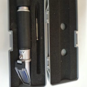 Refractometer